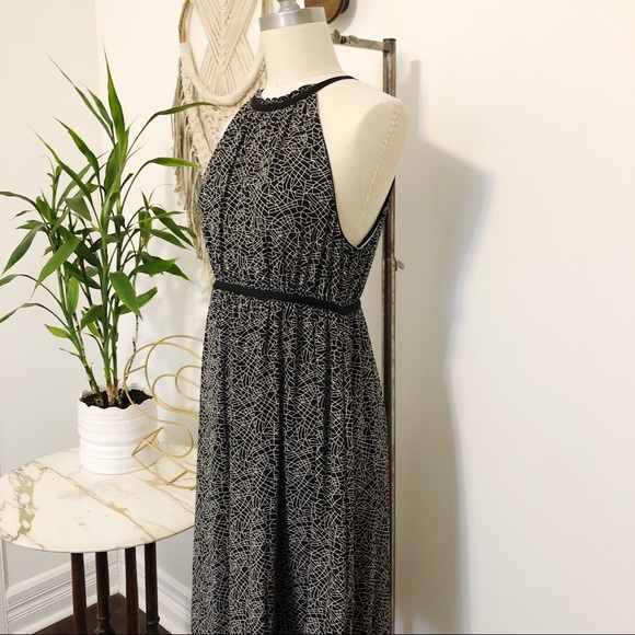 Max Studio Black/White Patterned Midi Dress - Picture 4 of 7